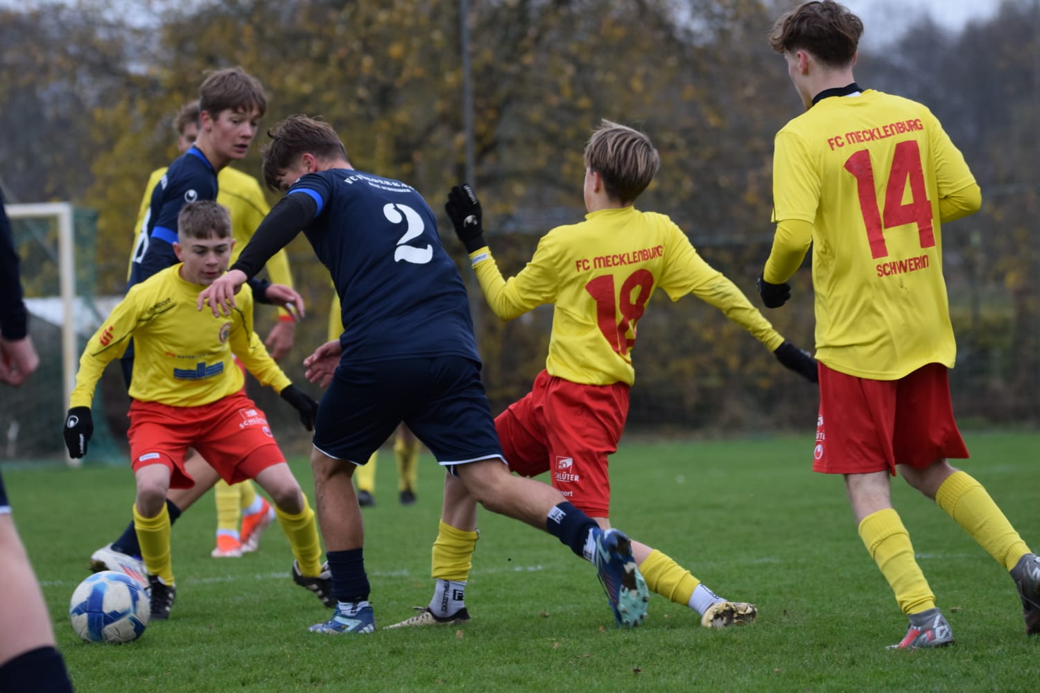 U17 schlägt U16 des Förderkaders